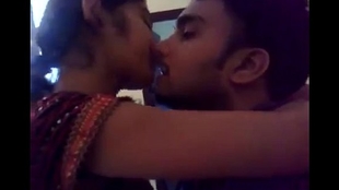 beautifull indian woman can t manage on lip smooch - lengthy smooch