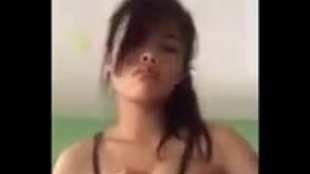 Pretty asian teenage web cam demonstrate