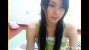Warm Korean Woman Web cam Showcase